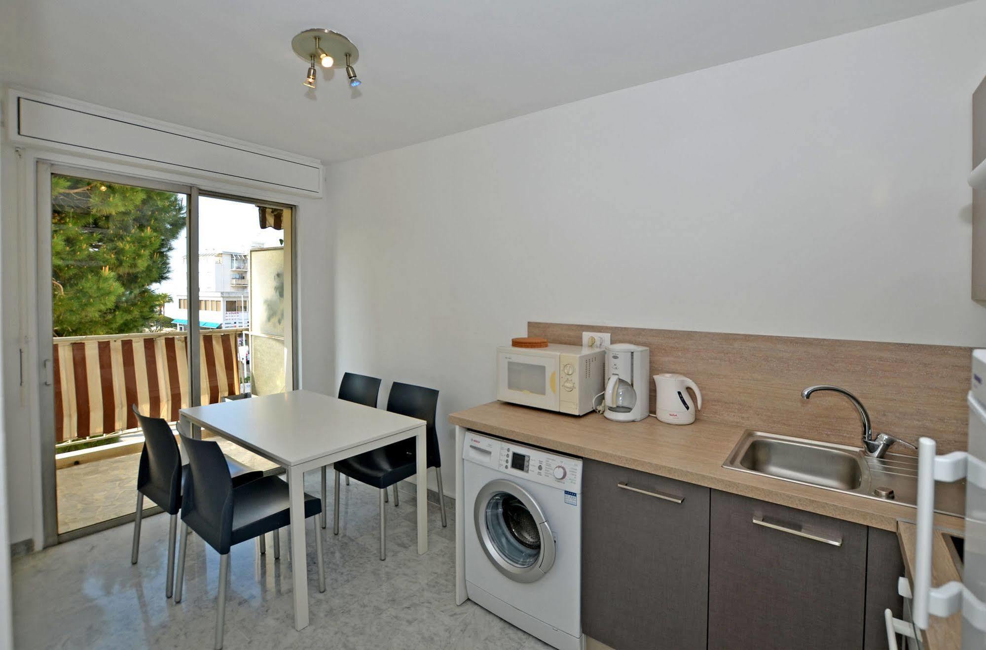 Azur 3000 Apartment